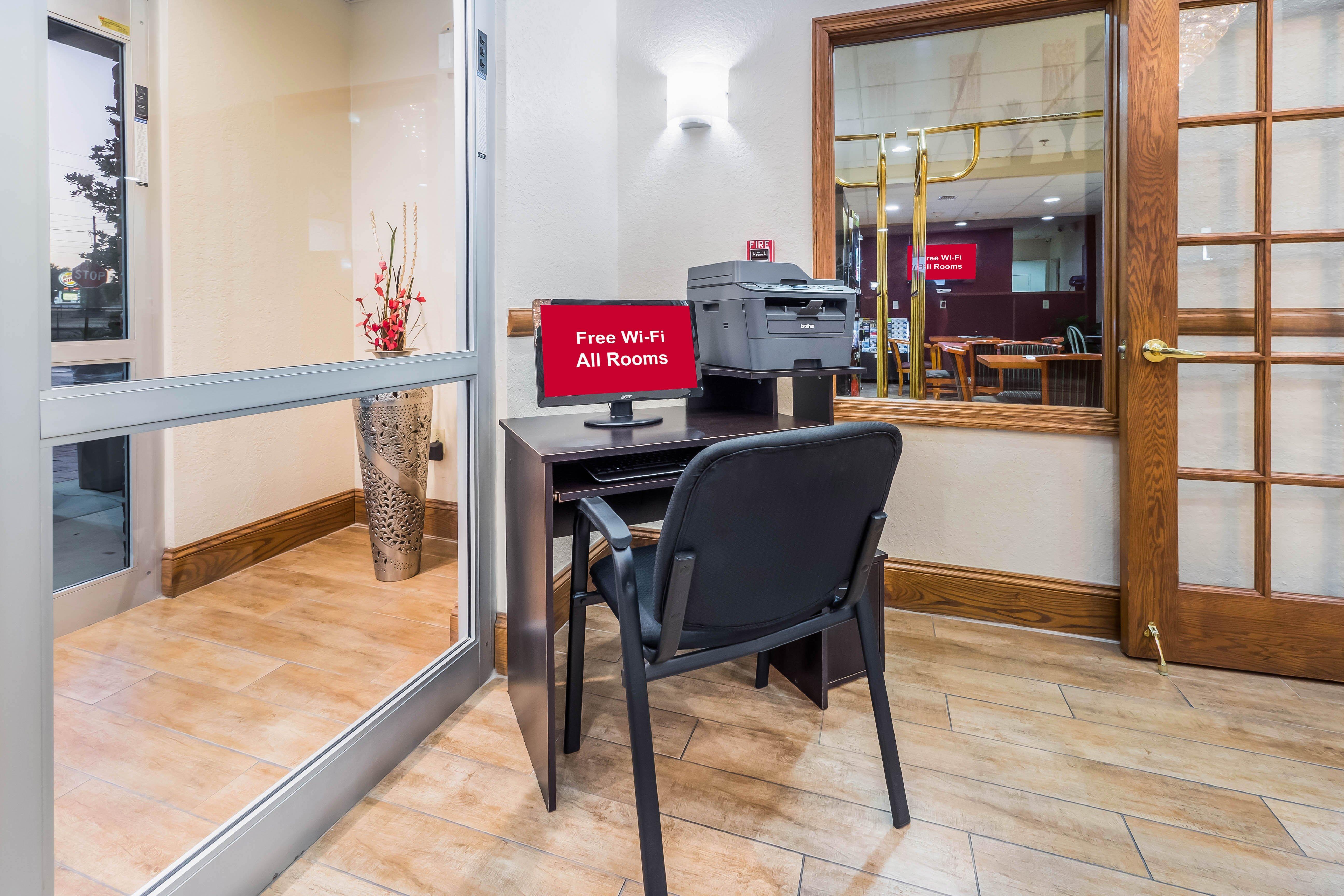 Red Roof Inn Ocala Dış mekan fotoğraf
